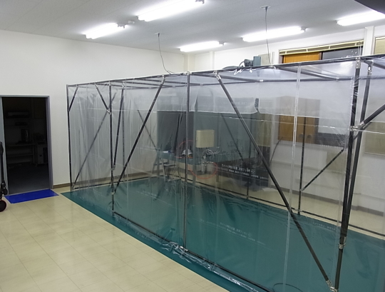 �r�j�[���J�o�[