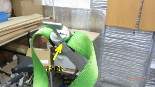 ���]�ԂƂ̐ڑ���JB-101